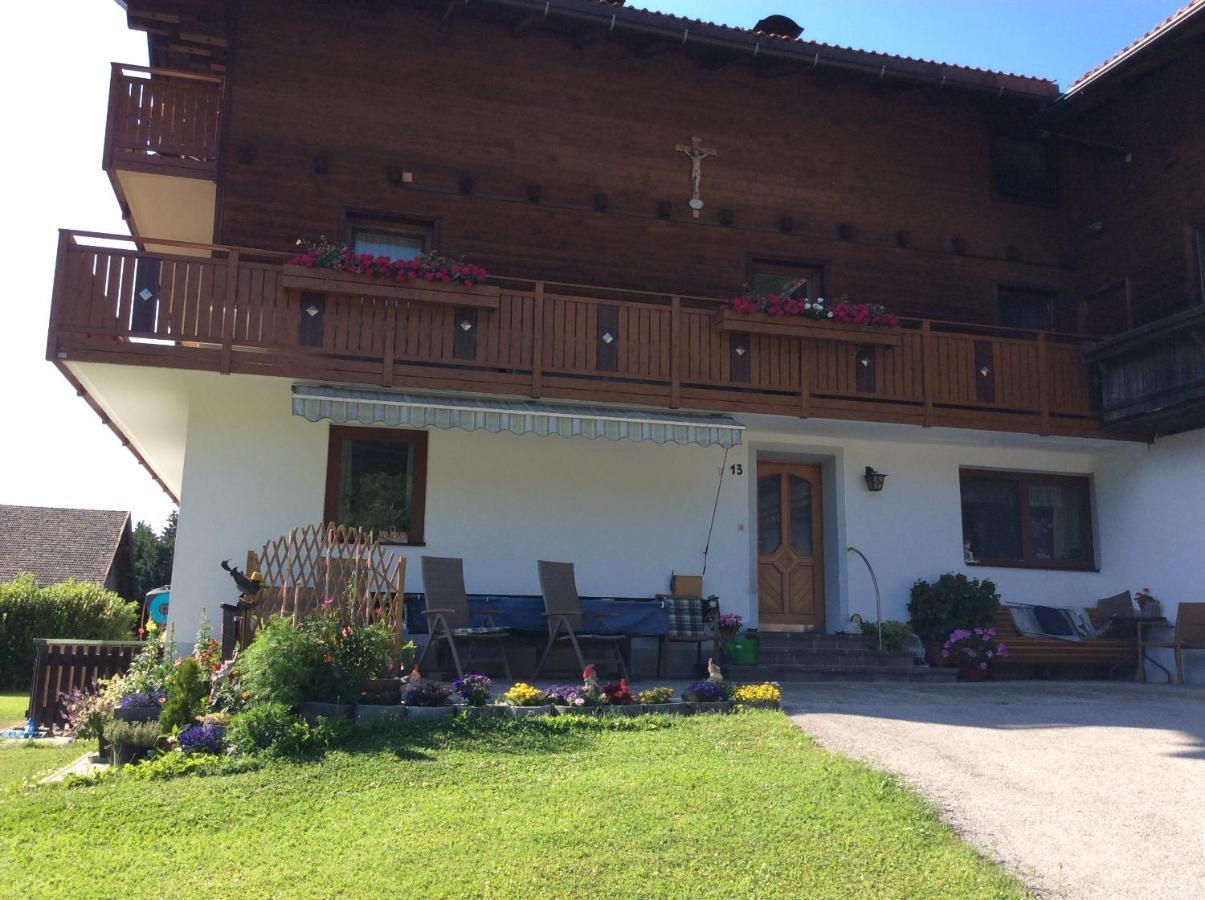 Haus Eder Burgi Hotel Nikolsdorf Esterno foto