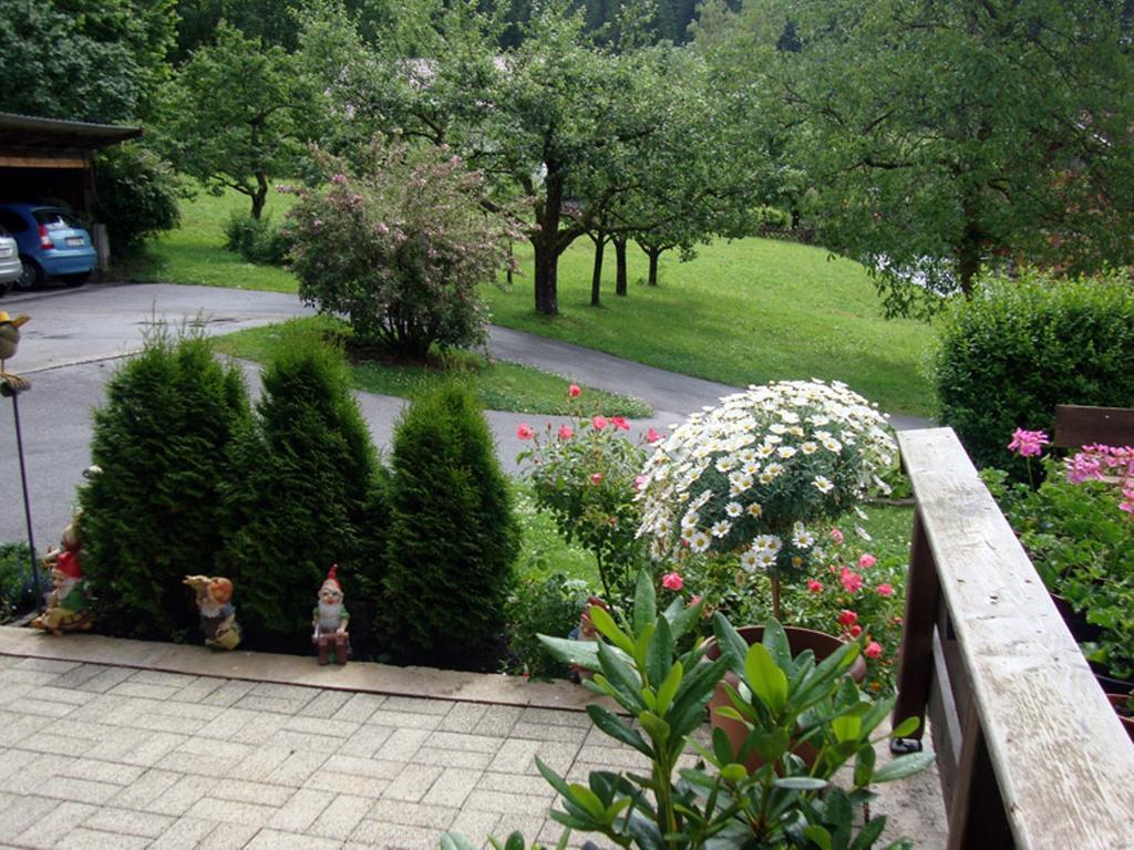 Haus Eder Burgi Hotel Nikolsdorf Esterno foto