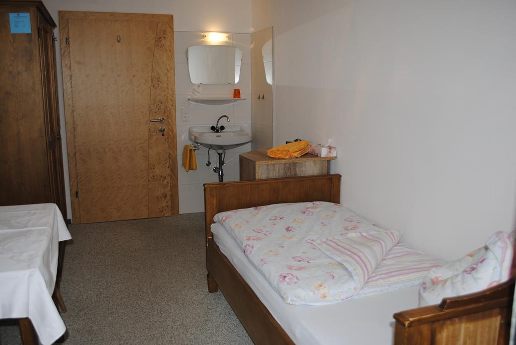 Haus Eder Burgi Hotel Nikolsdorf Esterno foto