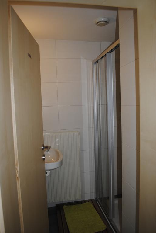 Haus Eder Burgi Hotel Nikolsdorf Esterno foto